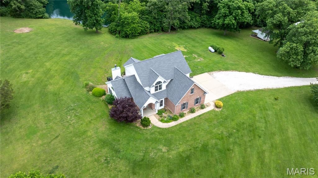 9 Buelah Drive, Troy, MO 63379