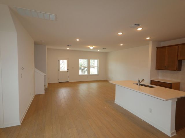 501 Bishop Wood RD, Dripping Springs, TX 78620