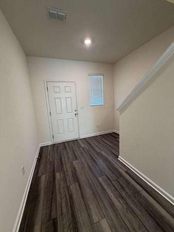 3520 Condor Court, Atlanta, GA 30331