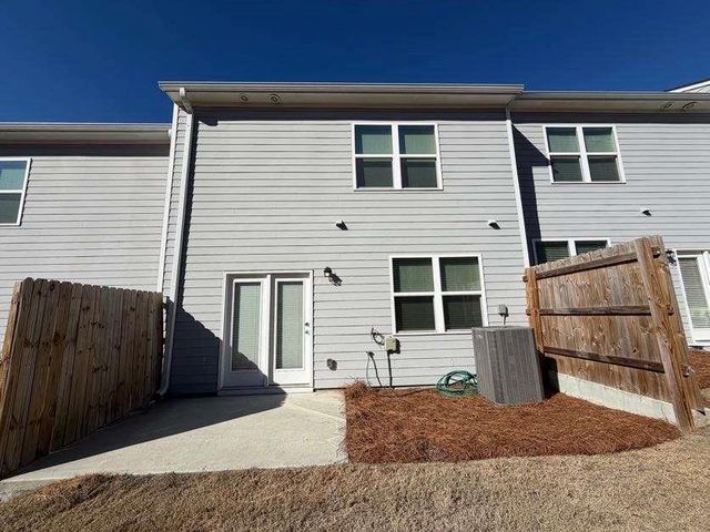 3520 Condor Court, Atlanta, GA 30331