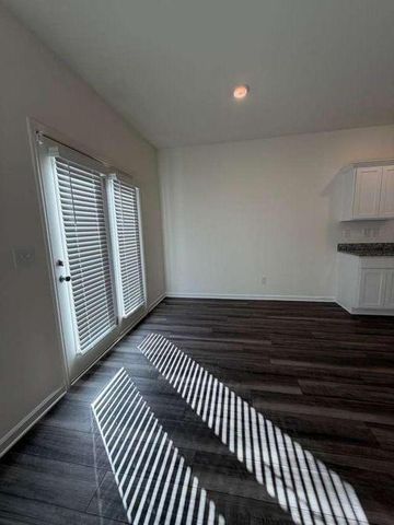 3520 Condor Court, Atlanta, GA 30331