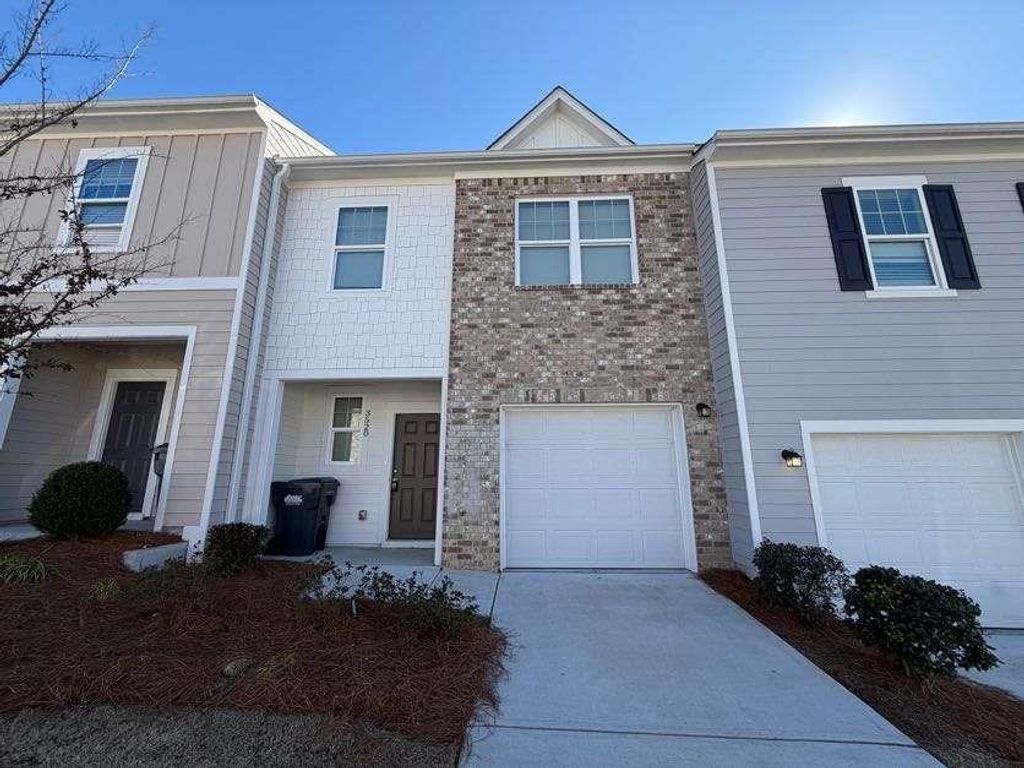 3520 Condor Court, Atlanta, GA 30331