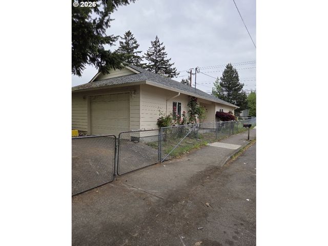 17329 Se ALDER St, Portland, OR 97233