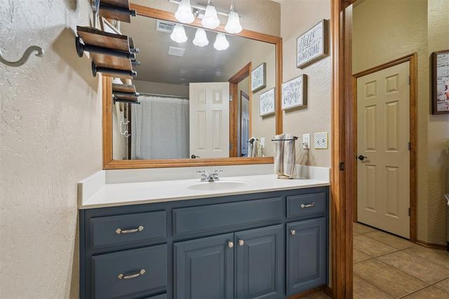 2708 SW 140th Street, Oklahoma City, OK 73170