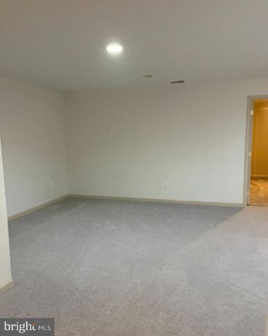 9163 STONE GARDEN, Lorton, VA 22079