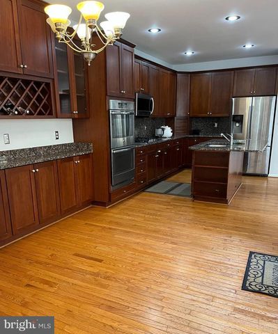 9163 STONE GARDEN, Lorton, VA 22079