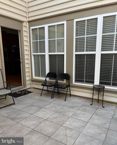 9163 STONE GARDEN, Lorton, VA 22079