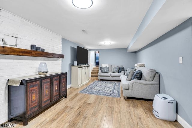 14 Arlington Dr, Howell Twp., NJ 07731