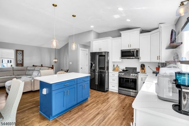 14 Arlington Dr, Howell Twp., NJ 07731