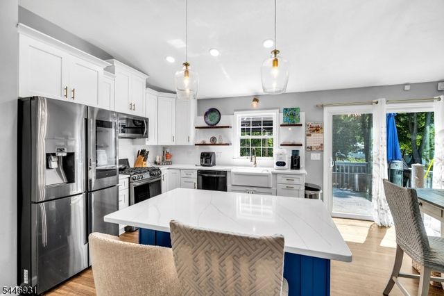 14 Arlington Dr, Howell Twp., NJ 07731