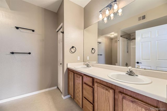 7440 S Blackhawk Street 13-105, Englewood, CO 80112