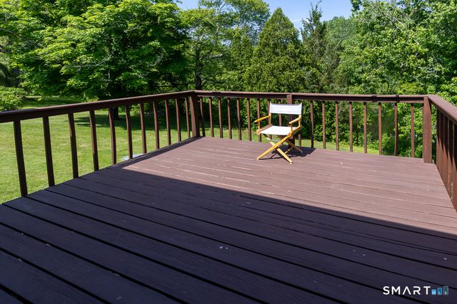 22 Jordan Terrace, Waterford, CT 06385
