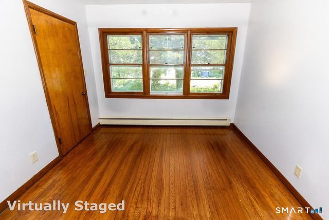 22 Jordan Terrace, Waterford, CT 06385