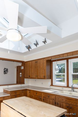 22 Jordan Terrace, Waterford, CT 06385