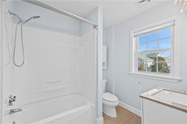 37 Tyndall Avenue, Providence, RI 02908