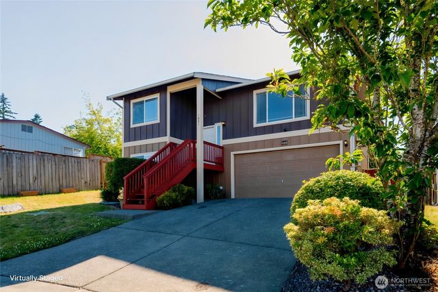1031 E 43rd Street Ct, Tacoma, WA 98404
