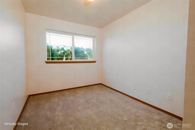 1031 E 43rd Street Ct, Tacoma, WA 98404