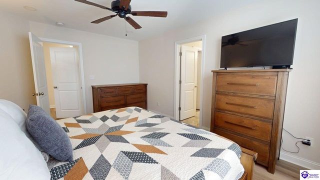 107 Magnolia Court, Vine Grove, KY 40175