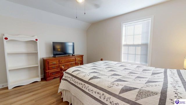 107 Magnolia Court, Vine Grove, KY 40175