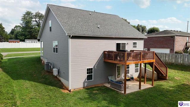107 Magnolia Court, Vine Grove, KY 40175