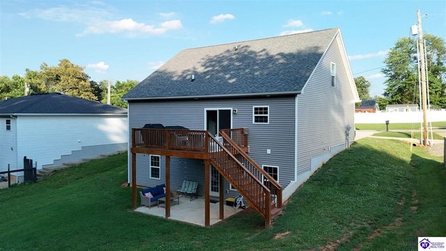 107 Magnolia Court, Vine Grove, KY 40175