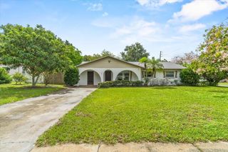 305 E THELMA STREET, Lake Alfred, FL 33850