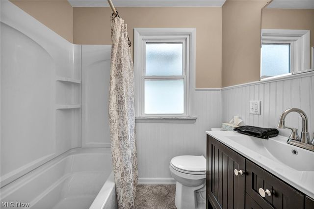 391 E 324th Street, Willowick, OH 44095