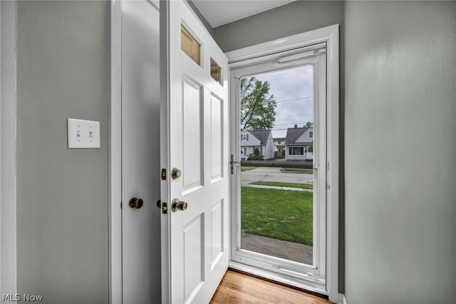 391 E 324th Street, Willowick, OH 44095