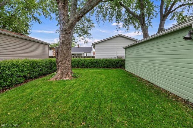 391 E 324th Street, Willowick, OH 44095