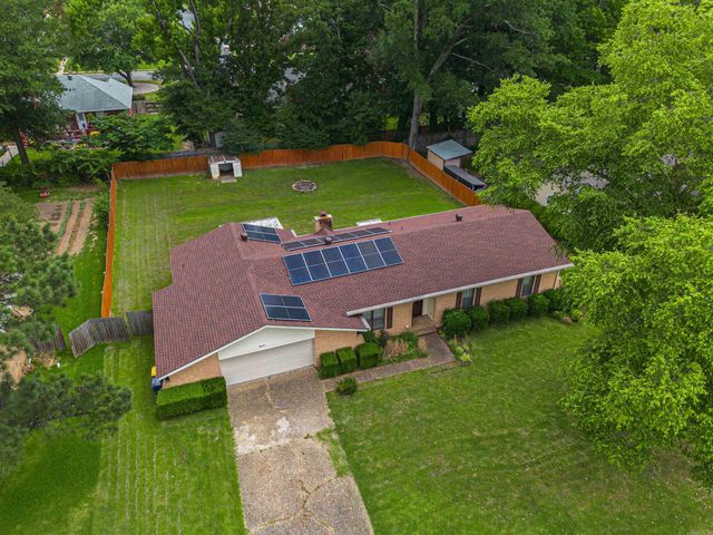 18 Pinewood Drive, Cabot, AR 72023