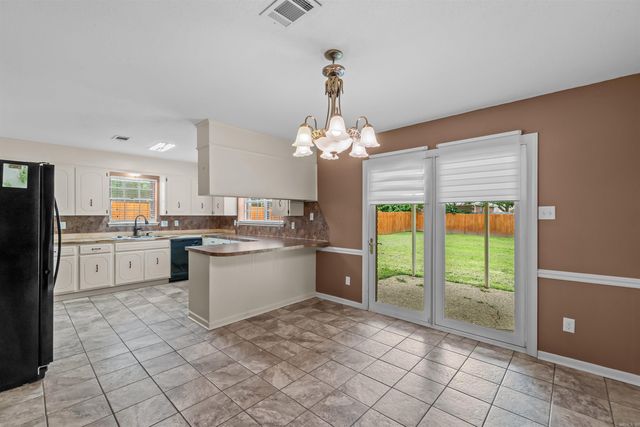 18 Pinewood Drive, Cabot, AR 72023