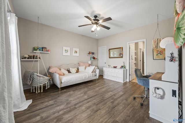 7437 Flint Crossing Circle, Owens Cross Roads, AL 35763