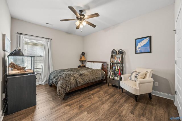 7437 Flint Crossing Circle, Owens Cross Roads, AL 35763