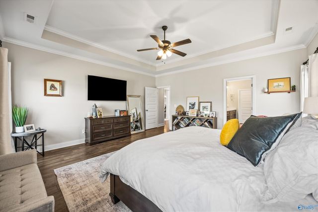 7437 Flint Crossing Circle, Owens Cross Roads, AL 35763