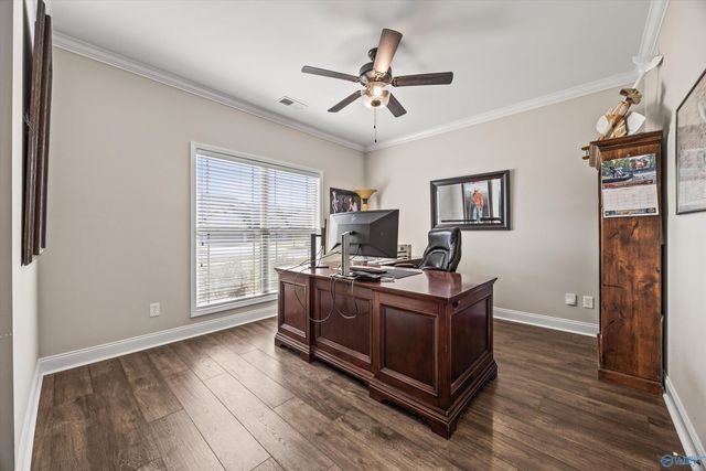 7437 Flint Crossing Circle, Owens Cross Roads, AL 35763