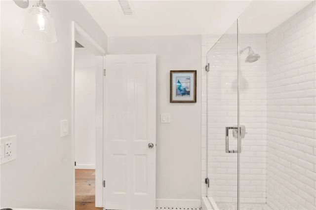 23843 Crosson Drive, Woodland Hills, CA 91367