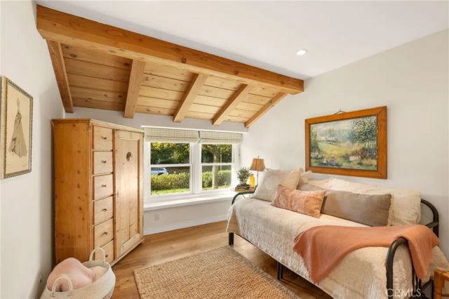 23843 Crosson Drive, Woodland Hills, CA 91367