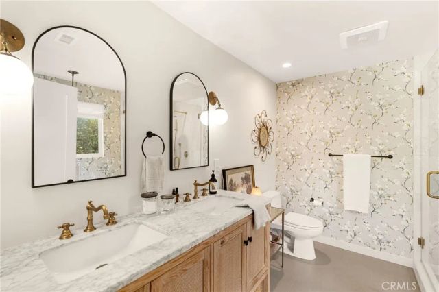 23843 Crosson Drive, Woodland Hills, CA 91367