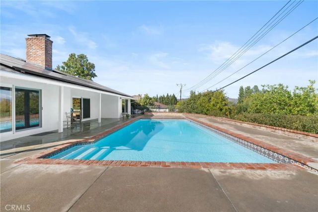 23843 Crosson Drive, Woodland Hills, CA 91367