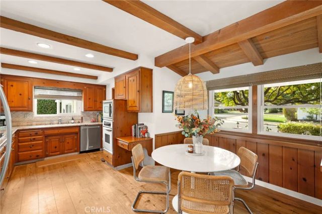 23843 Crosson Drive, Woodland Hills, CA 91367