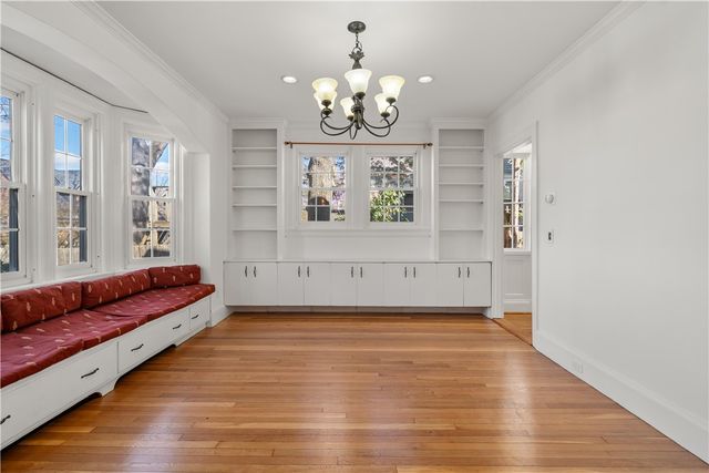 21 Dexterdale Road, Providence, RI 02906