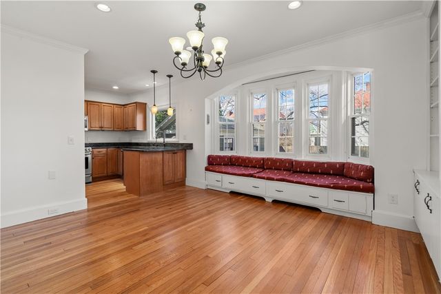 21 Dexterdale Road, Providence, RI 02906