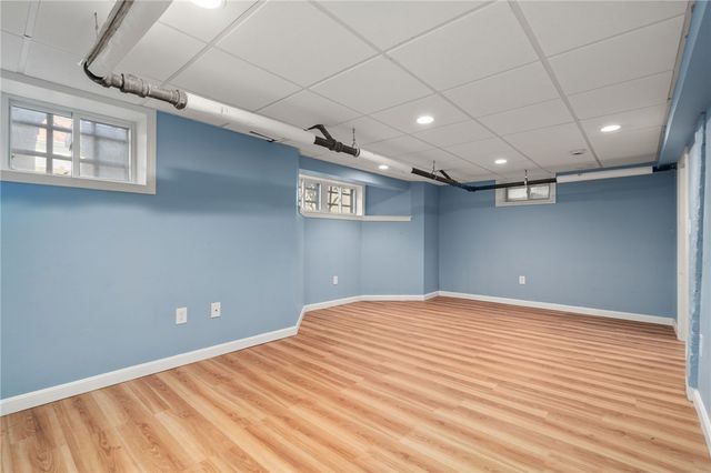 21 Dexterdale Road, Providence, RI 02906