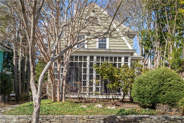 21 Dexterdale Road, Providence, RI 02906