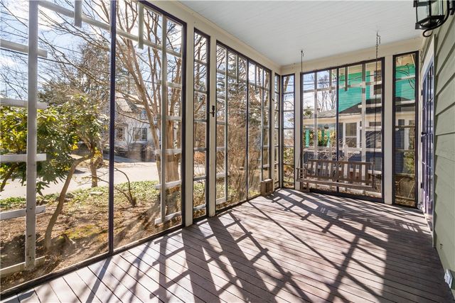 21 Dexterdale Road, Providence, RI 02906