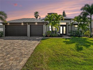 5003 SW 26th AVE, Cape Coral, FL 33914