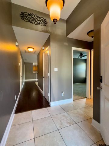 302 Willowbrook Lane, Whitehouse, TX 75791