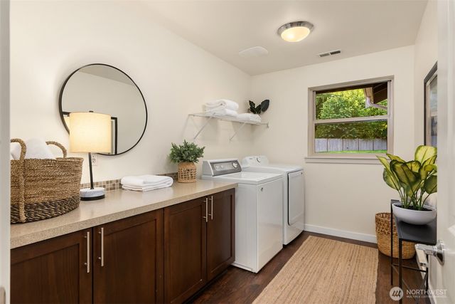 5740 Solana Lane NE, Bainbridge Island, WA 98110