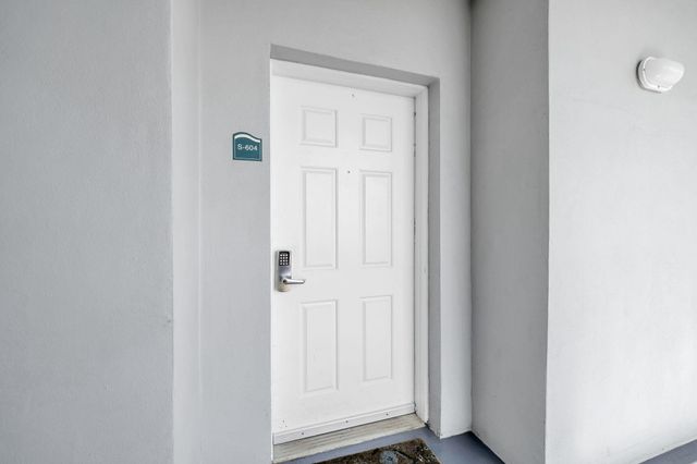 1324 SE Miracle Strip Parkway UNIT 604, Fort Walton Beach, FL 32548