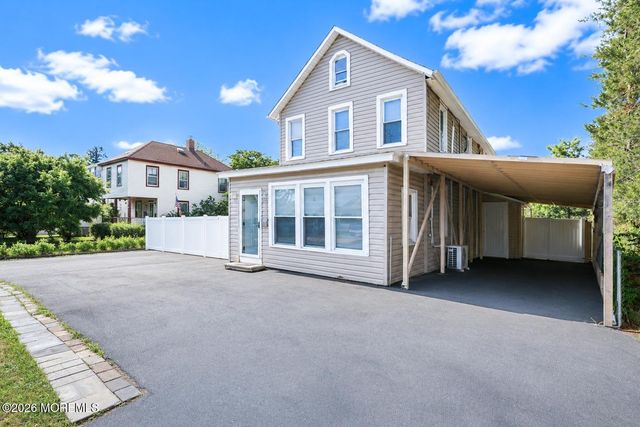 377 W Park Avenue, Oakhurst, NJ 07755
